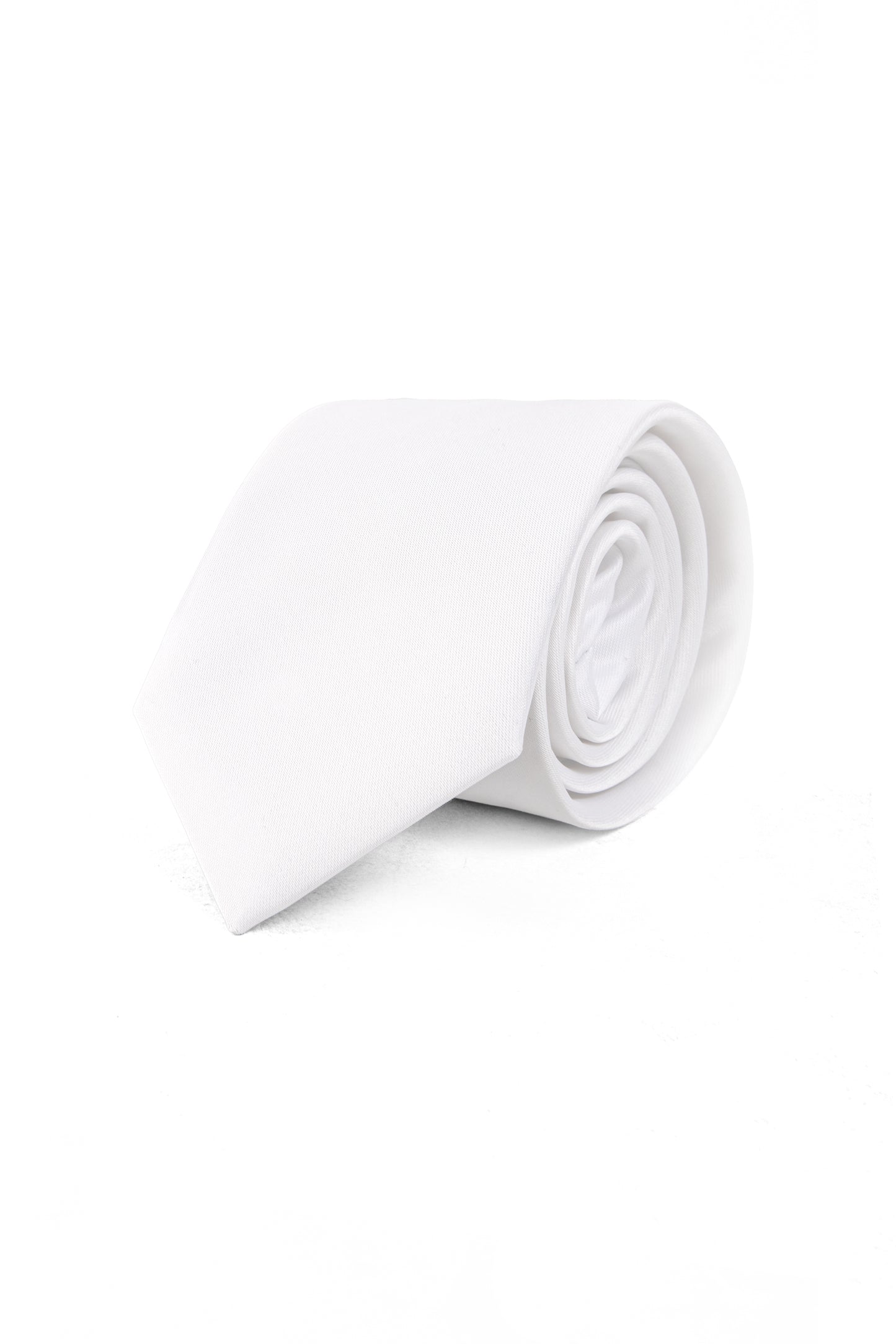 White tie