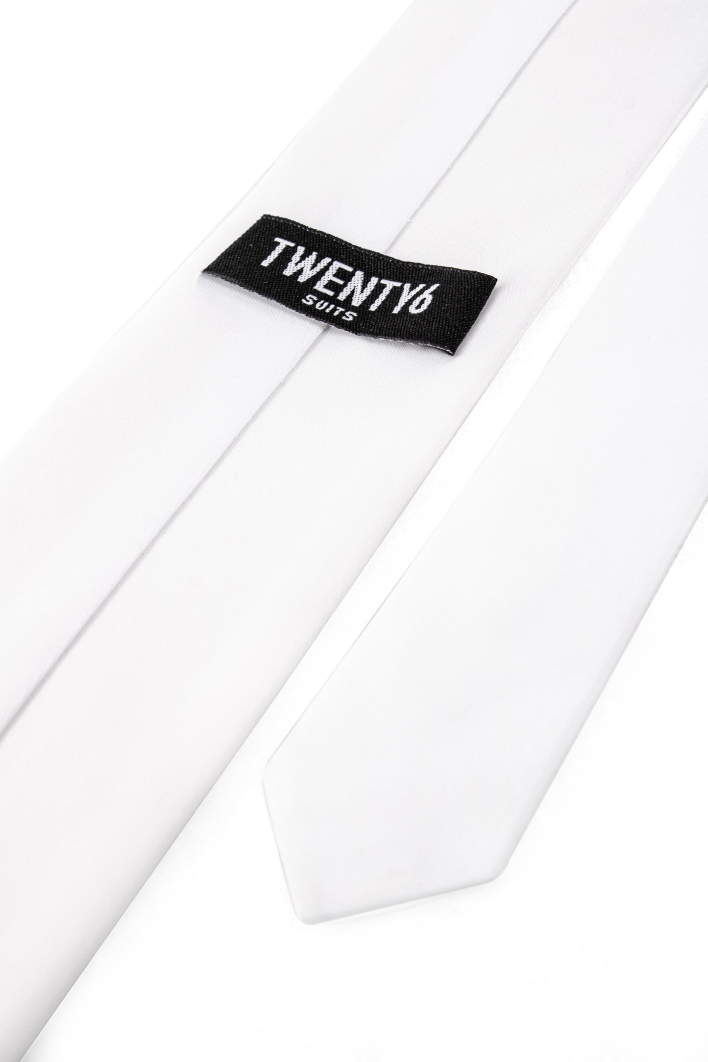 White tie